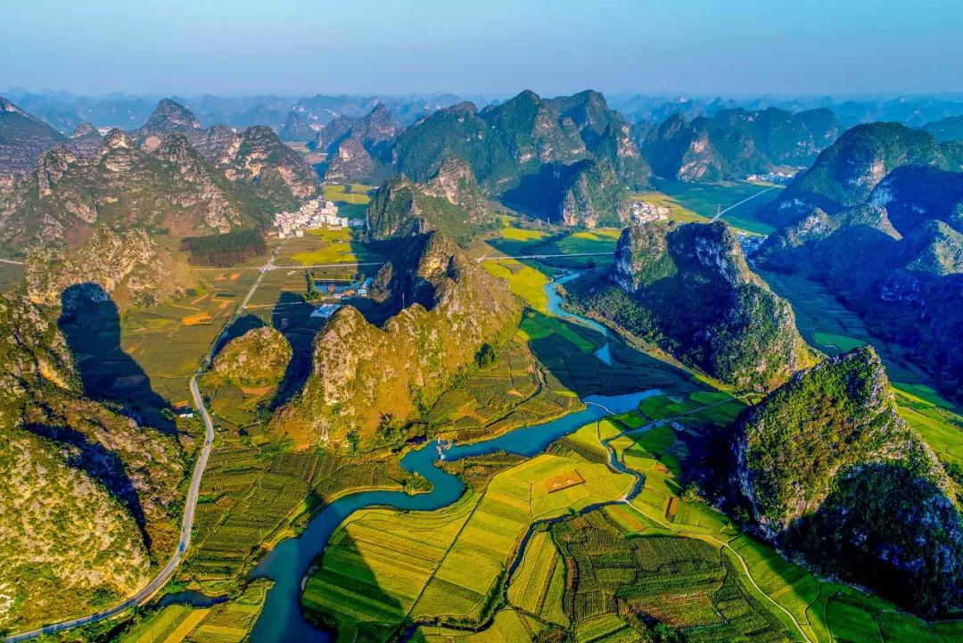 壮美广西，多游戏角色族风情画卷